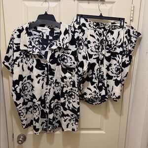 kathy ireland Black & White Floral Button-Down Top and shorts.